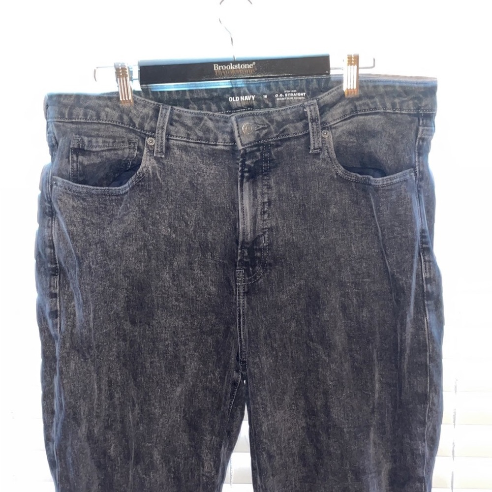 Mom Jeans - Picture 2 of 4